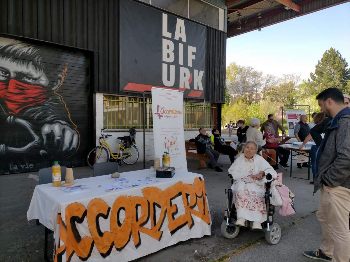 Stand de présentation Accorderie